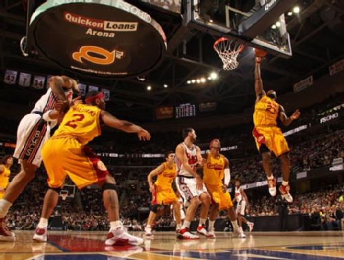 竖版日式餐饮行业名片设计